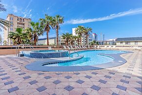 Crystal Tower 1204 2 Bedroom Condo by Redawning