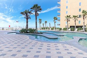 Crystal Tower 1204 2 Bedroom Condo by Redawning