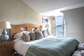 South Sands Hotel