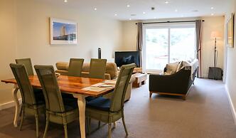 South Sands Hotel