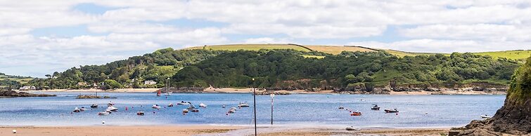 South Sands Hotel