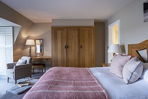 South Sands Hotel