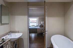 South Sands Hotel