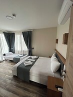 AURORA SIĞACIK HOTEL