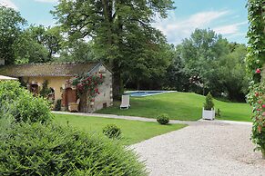 Manoir De La Croix Saint Louis