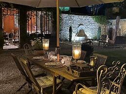 Manoir De La Croix Saint Louis