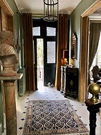Manoir De La Croix Saint Louis