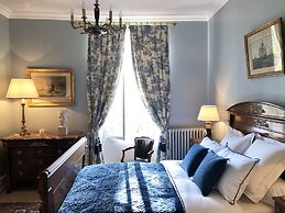 Manoir De La Croix Saint Louis