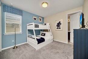 Avenger's, Frozen and Alice in Wonderland Themed Rooms! Private Pool a