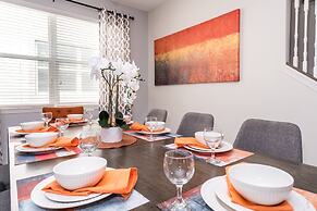 Avenger's, Frozen and Alice in Wonderland Themed Rooms! Private Pool a