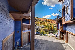 Beautiful Air 3 Bedrooms POA-504B by KBM