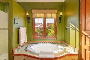 Casa Milagro by Casago