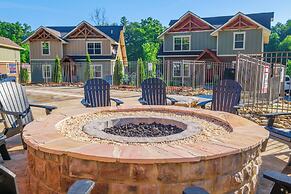Smoky Pines Chalet