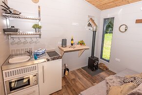 Sunset Cabins at The Oaks Woodland Retreat