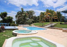 Brugmansia Country Hotel