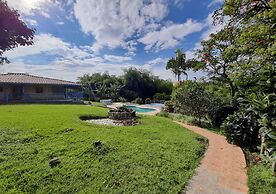 Brugmansia Country Hotel