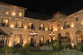 HOTEL PLAZA 79