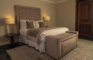 HOTEL PLAZA 79