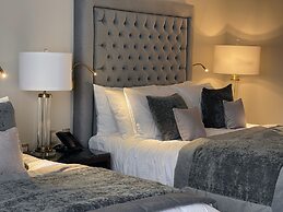 HOTEL PLAZA 79