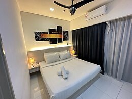 Summer Suites KLCC by Luna
