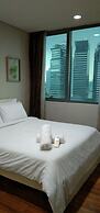 Summer Suites KLCC by Luna