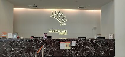 Summer Suites KLCC by Luna