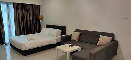 Summer Suites KLCC by Luna