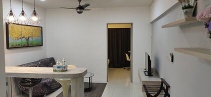 Summer Suites KLCC by Luna