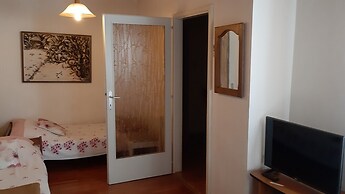 Apartments Oleandar Selce