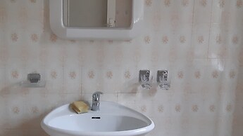 Apartments Oleandar Selce