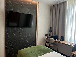 The Port Square Hotel