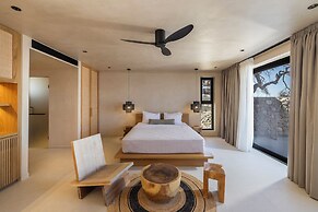 Le Grand Bleu Resort