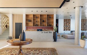 Le Grand Bleu Resort