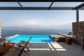 Le Grand Bleu Resort