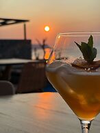 Le Grand Bleu Resort