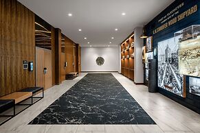 AC Hotel Vancouver Waterfront