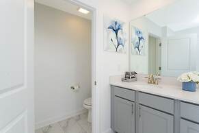 Splendid 4 Bd w/ Pool Close to Disney @ Champions Gate 1006