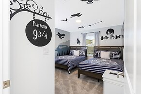 Splendid 4 Bd w/ Pool Close to Disney @ Champions Gate 1006