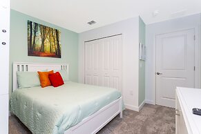 Splendid 4 Bd w/ Pool Close to Disney @ Champions Gate 1006