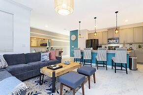 Splendid 4 Bd w/ Pool Close to Disney @ Champions Gate 1006