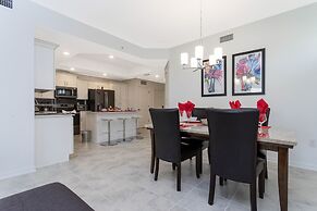 Gorgeous 3Bd 8 Guests @Storey Lake Resort Close to Disney 101 3191