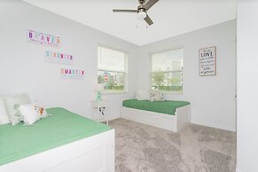 Gorgeous 3Bd 8 Guests @Storey Lake Resort Close to Disney 101 3191