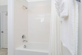 Gorgeous 3Bd 8 Guests @Storey Lake Resort Close to Disney 101 3191