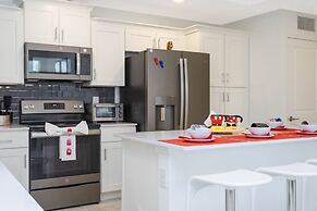 Gorgeous 3Bd 8 Guests @Storey Lake Resort Close to Disney 101 3191