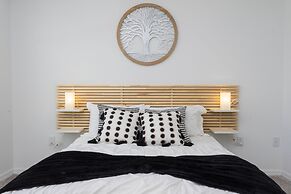 Gorgeous 3Bd 8 Guests @Storey Lake Resort Close to Disney 101 3191