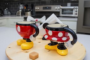 Gorgeous 3Bd 8 Guests @Storey Lake Resort Close to Disney 101 3191