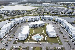 Family Friendly 2 Bd Close to Disney @ Storey Lake 105 3161