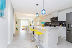 Family Friendly 2 Bd Close to Disney @ Storey Lake 105 3161