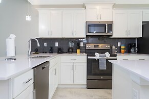 Stunning 2Bd Apto Close to Disney @ Storey Lake 105 3171