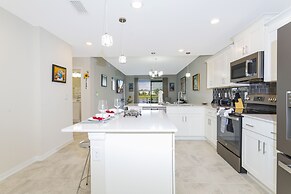 Stunning 2Bd Apto Close to Disney @ Storey Lake 105 3171